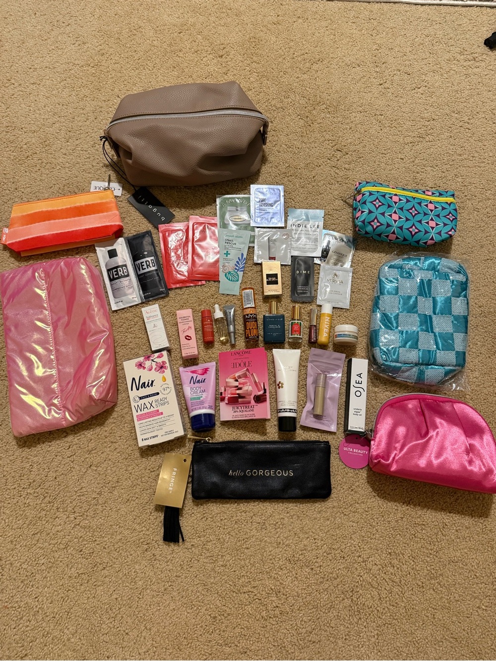**NEW** Bundle of Beauty Products/Bags
